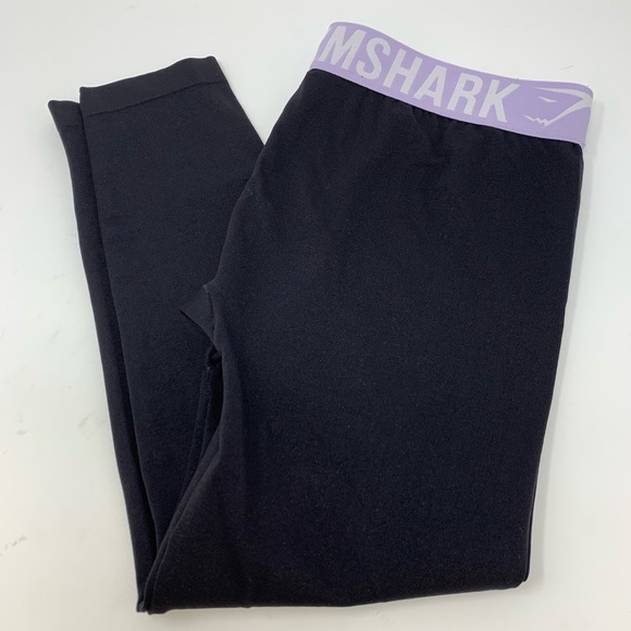 Gymshark Pants - Gymshark athletic cropped yoga stretch leggings